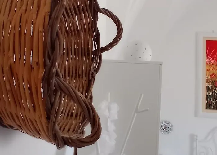 بيت للعطل La Loggetta 63 *